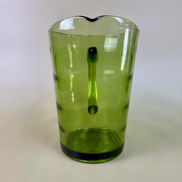 Vintage Green Glass Pitcher with Applied Handle – Mid-Century Blown Glass - Picture 8 of 13